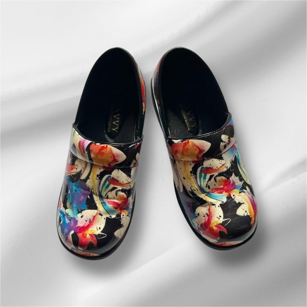 Savvy Women’s Slip Resistant Shoes Slip-On Style Size 7.5